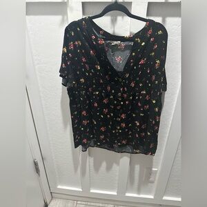 Floral‎ Black Women's Top